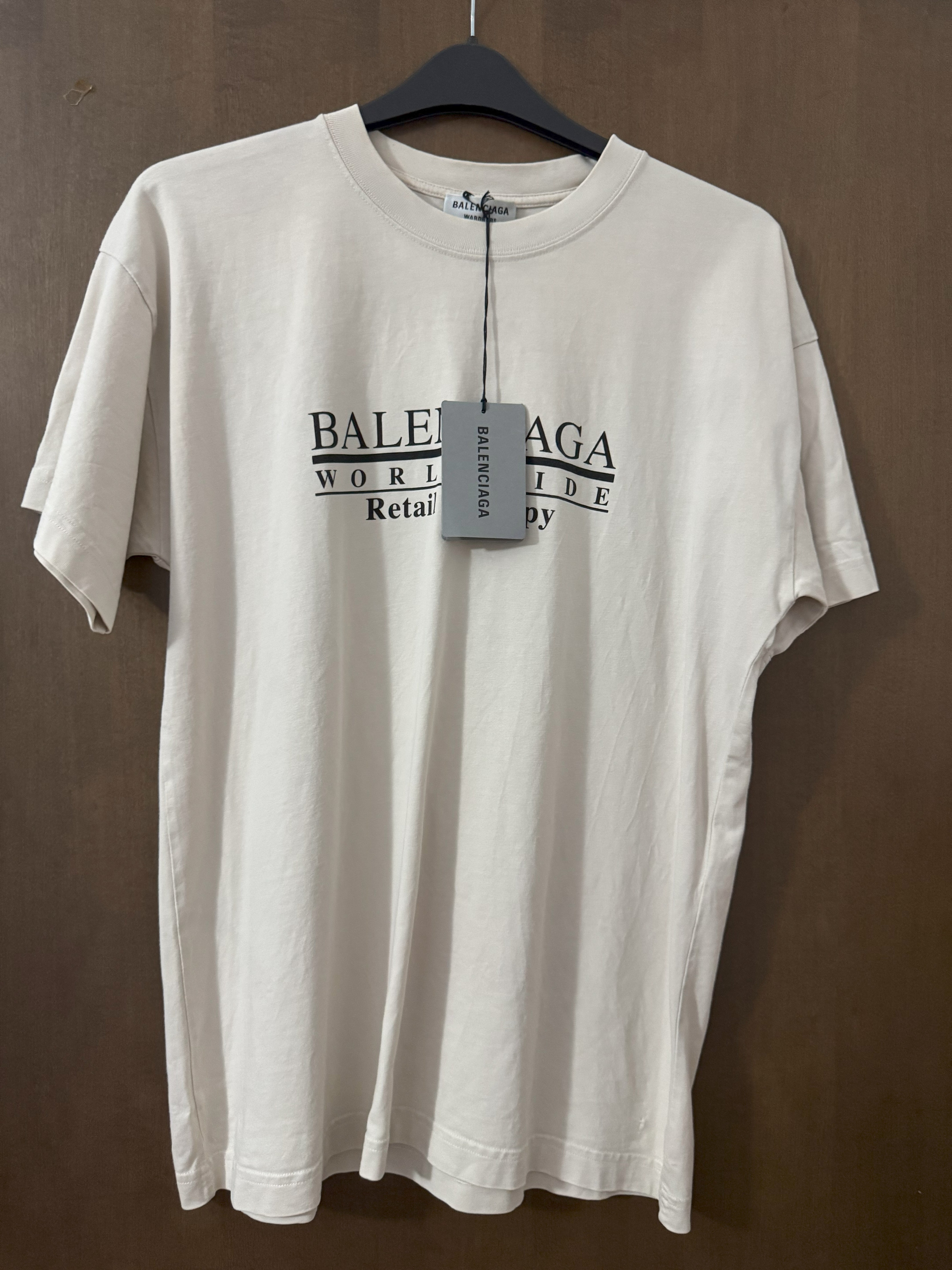 Worldwide Retail Therapy - T-shirt