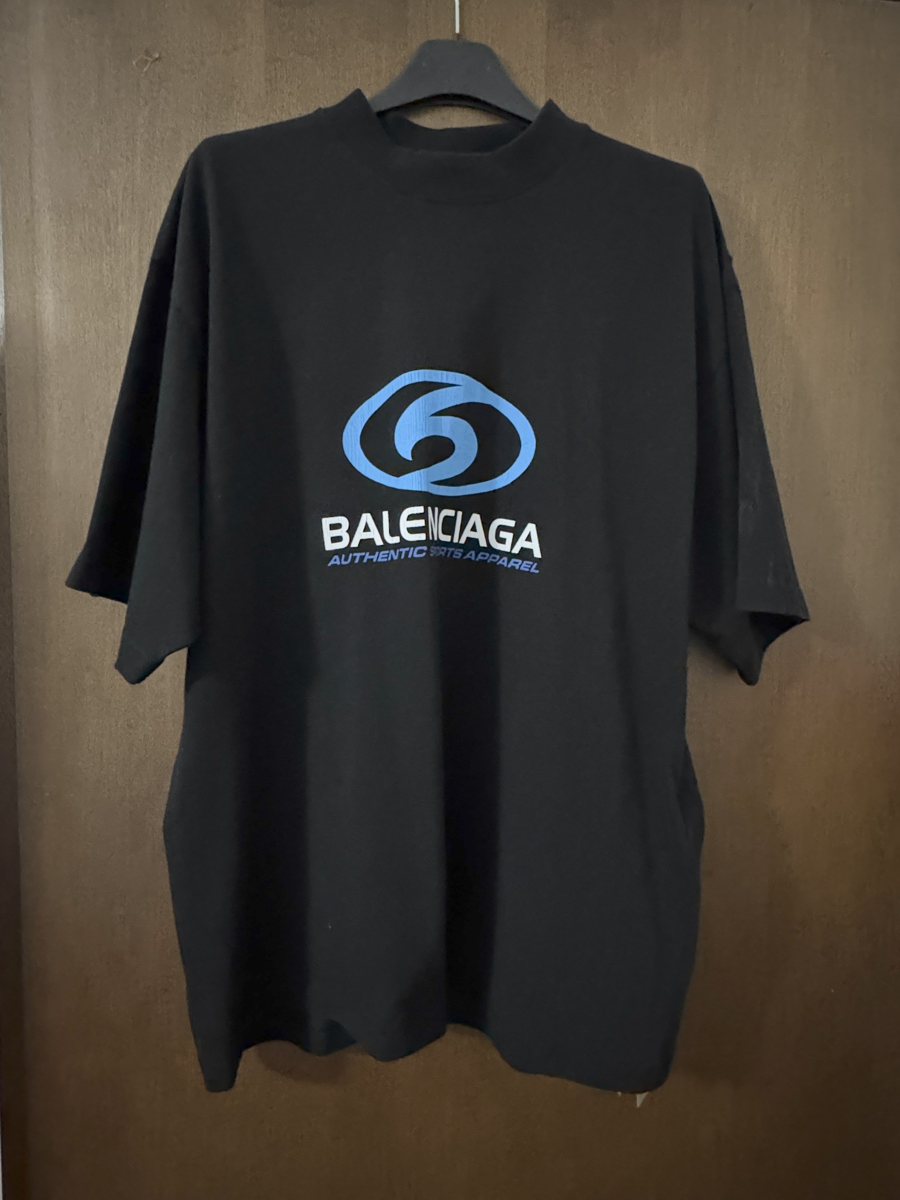 Balenciaga T-shirt – Unity Logo